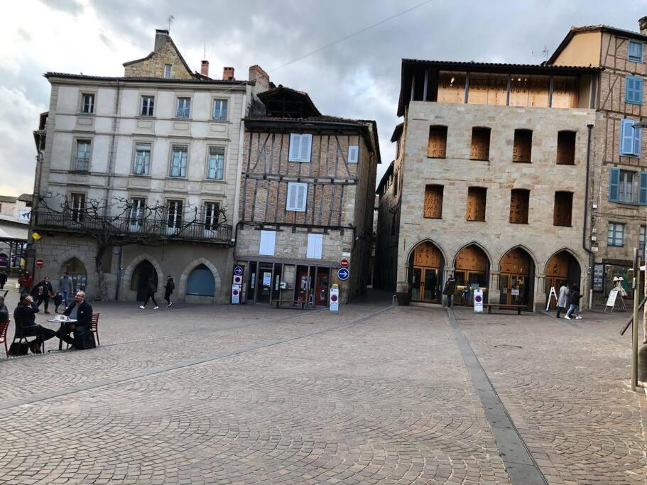 Chez Sophie Et Gege. Maison De Ville, Deux Chambres, De Plain-Pied Figeac Buitenkant foto